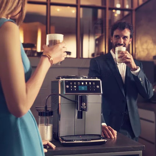 Kafijas automāts SAECO Xelsis SM7581/00